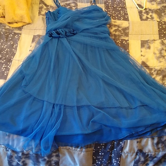 Beautiful Blue 'Alice in Wonderland' dress - Picture 1 of 4